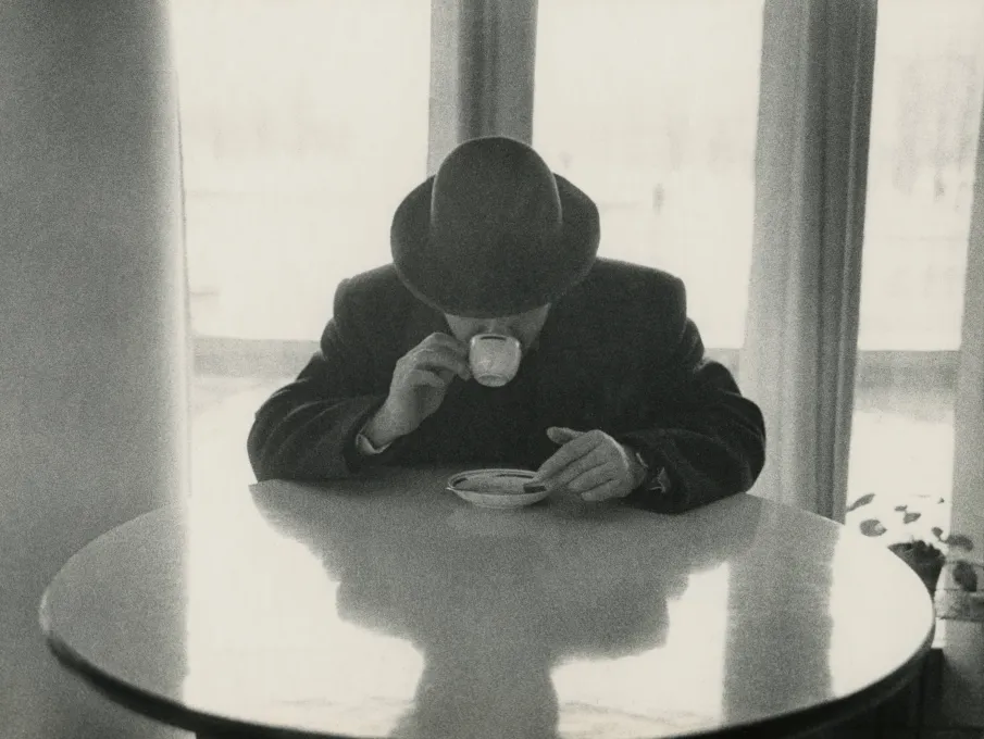 В Нижнем Новгороде открылась выставка фотографа Александра Слюсарева «Геометрия света»